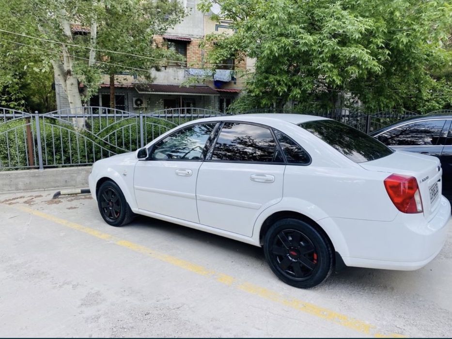 Срочно продаётся ласетти 2013 автомат