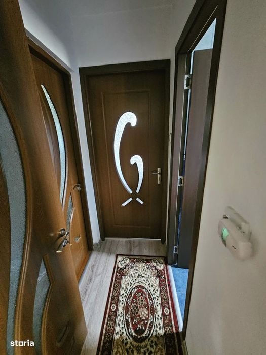 Apartament 4 camere,2 bai ,balcon ,Centru Beclean