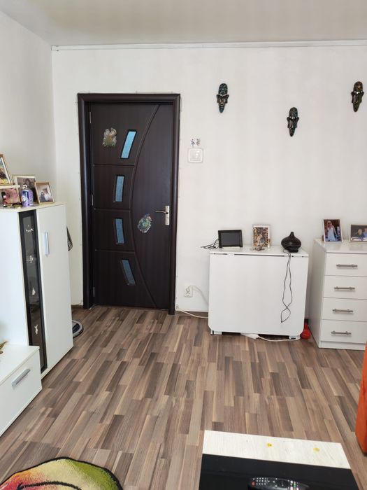 Apartament 2 camere semidecomandat Dna.Ghica