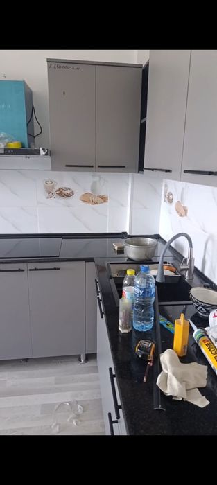 Food city yangi Qo'yliq bozorni oldida