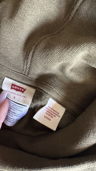 Оригинален Суитшърт Levi’s – нов