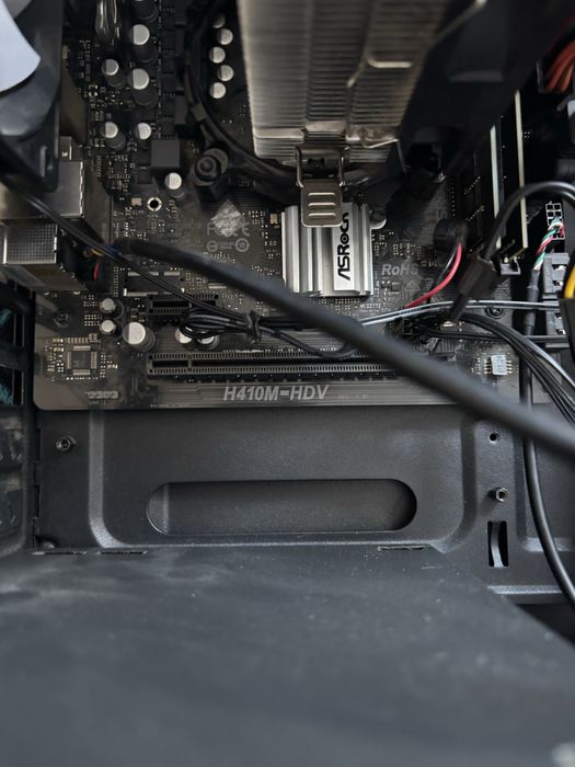 Продаю комьпьютер