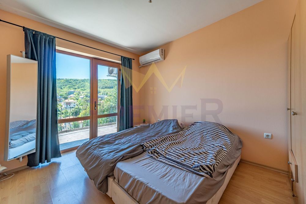 Продава се Къща в Балчик - 185 кв.м за 946 €/кв.м - Снимка #9