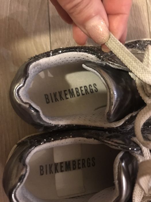Продам кроссовки Bikkembergs