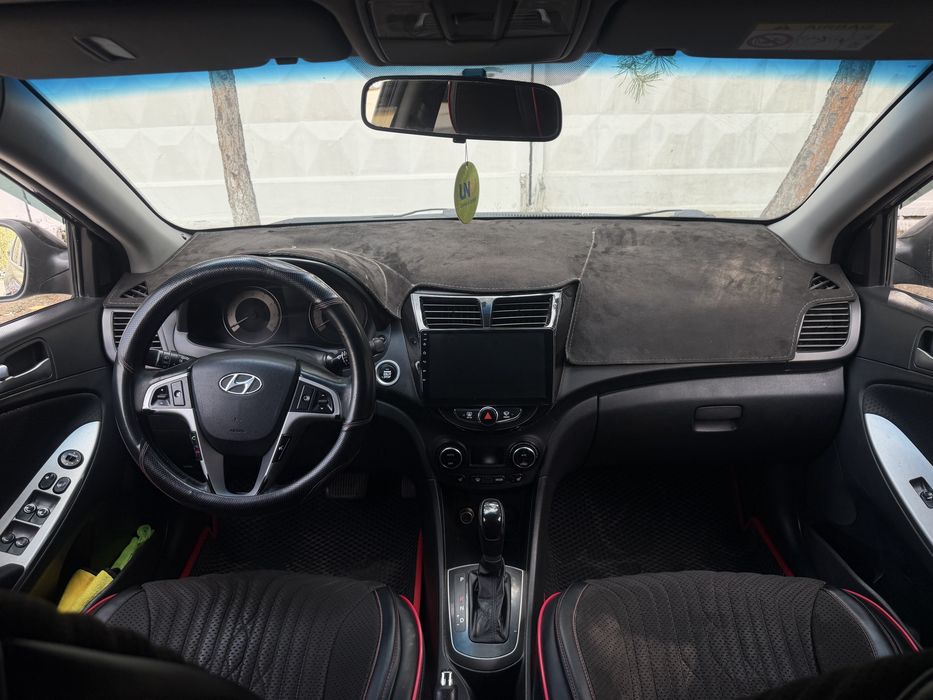 Продам Hyundai Accent 2014, хэтчбек рестайлинг