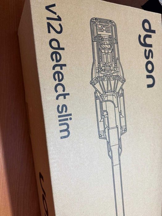 Aspirator vertical Dyson V12 Slim Detect Absolute 2023 448884-01, iluminare, 3 moduri de curatare