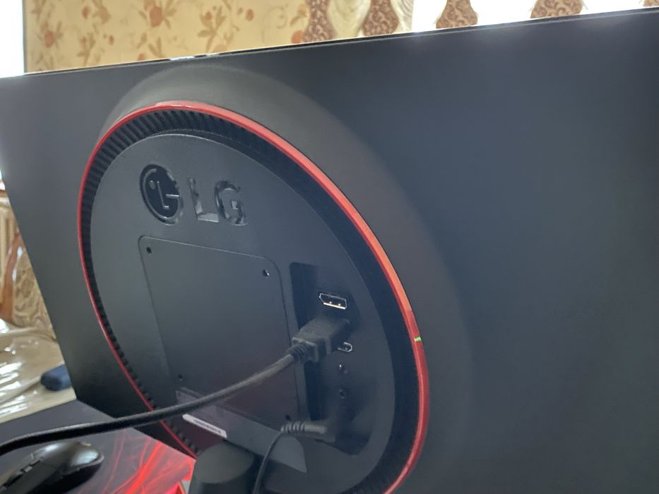 Монитор LG 144 гц