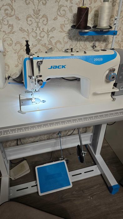 Швейная машинка Jack 2002B