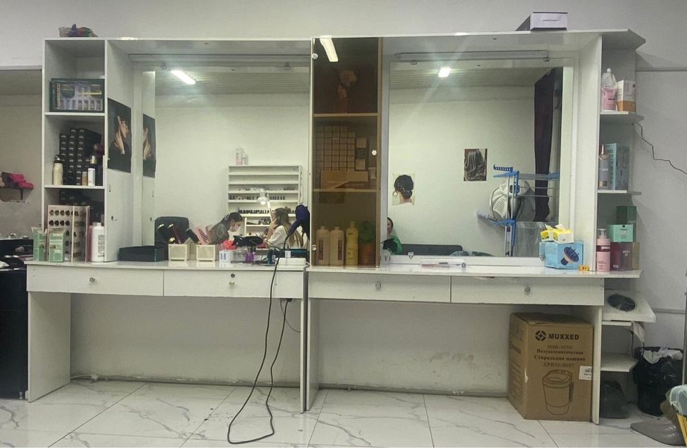 зеркала для салона  туалетная столик