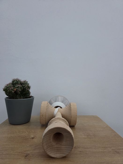 Sweets Kendama - CF Pro Model GEM