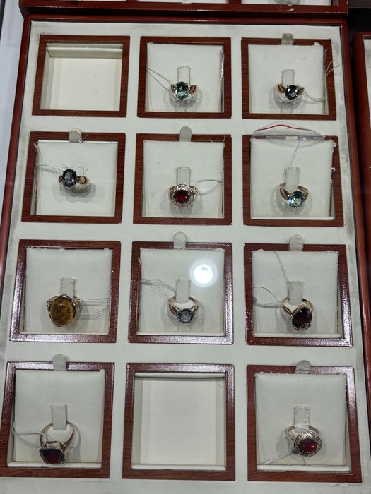 Серьги золотые с рубином в Алматы