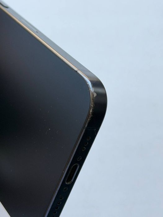 Продам Айфон 15 про