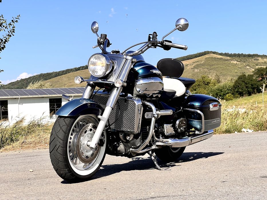 Triumph Rocket 3 Touring 2300cc schimb cu masina