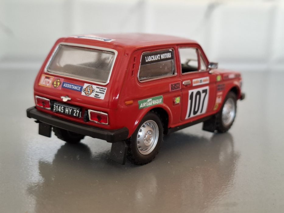 Коллекционная модель Нива ВАЗ 2121, масштаб 1:43