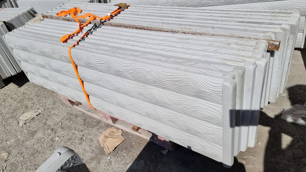 Garduri din beton comprimat placi stâlpi garduri  la super preturi