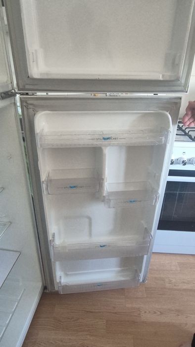 Холодильник сатылады.Срочно