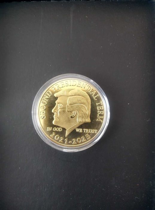 Възпоменателна монета на САЩ Доналд Тръмп „ В БОГА, НА КОЙТО ВЯРВАМЕ“