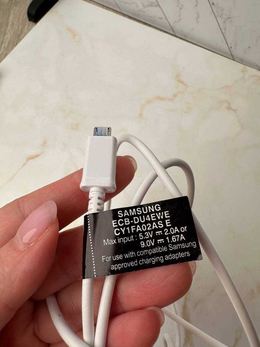 Зарядно устройство Samsung EP-TA200