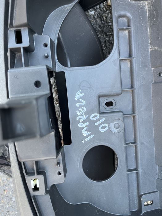 Табло с Airbag за Subaru Impreza 3