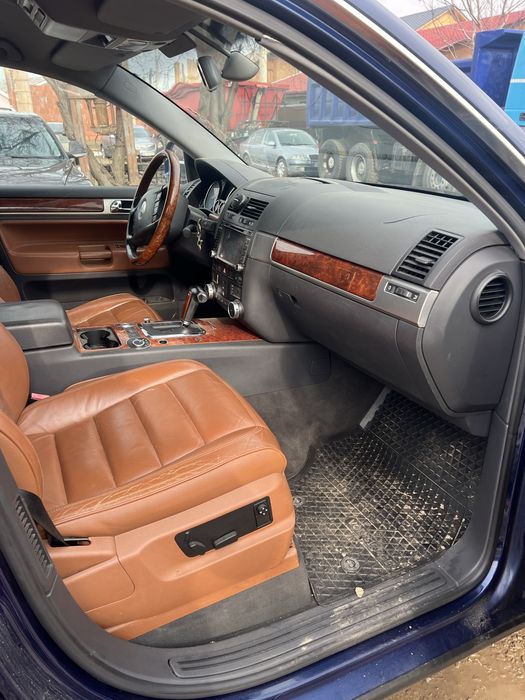 Vand/Dezmembrez vw touareg