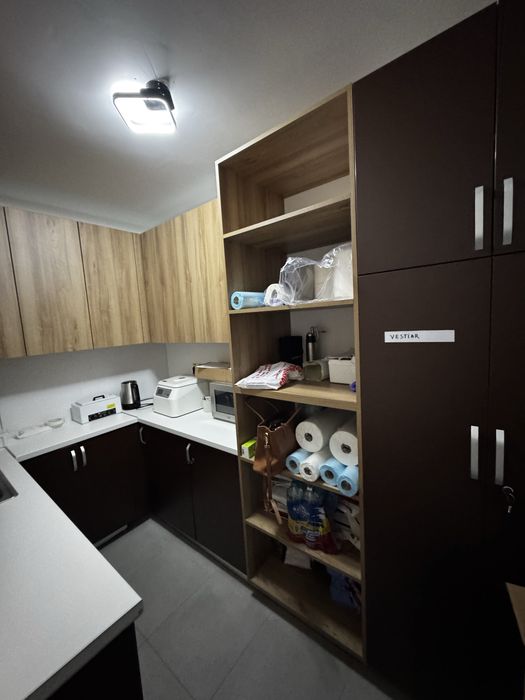 Inchiriez spatiu comercial + loc parcare Maurer