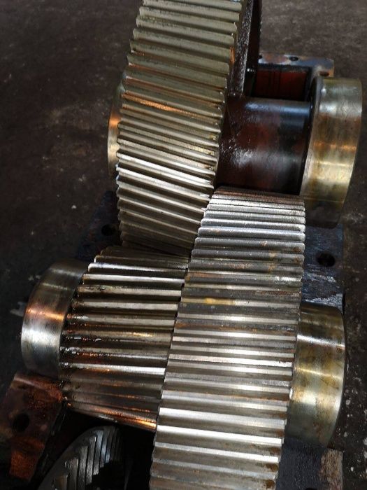 Производство на всички видове зъбни колела,Ремонт на редуктори / Склад