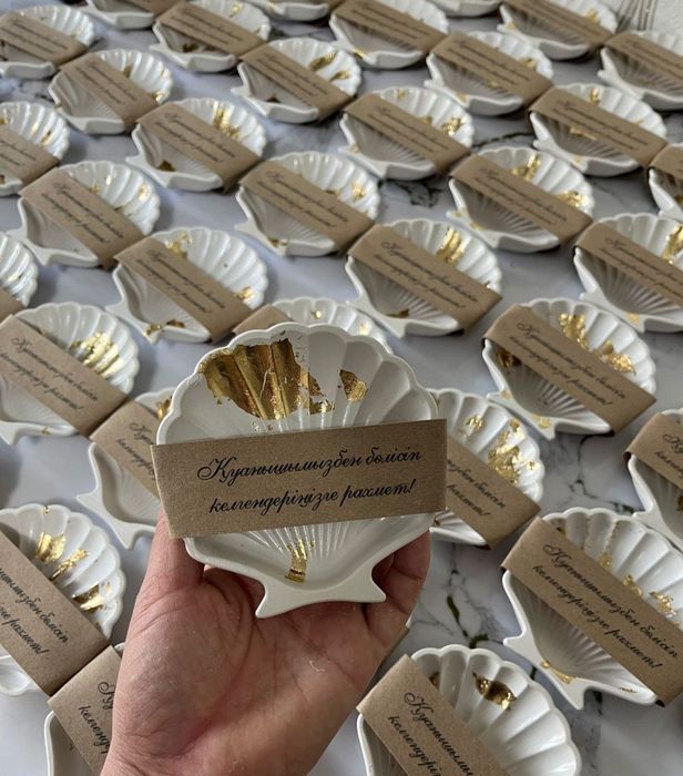 Тойбастар из гипса