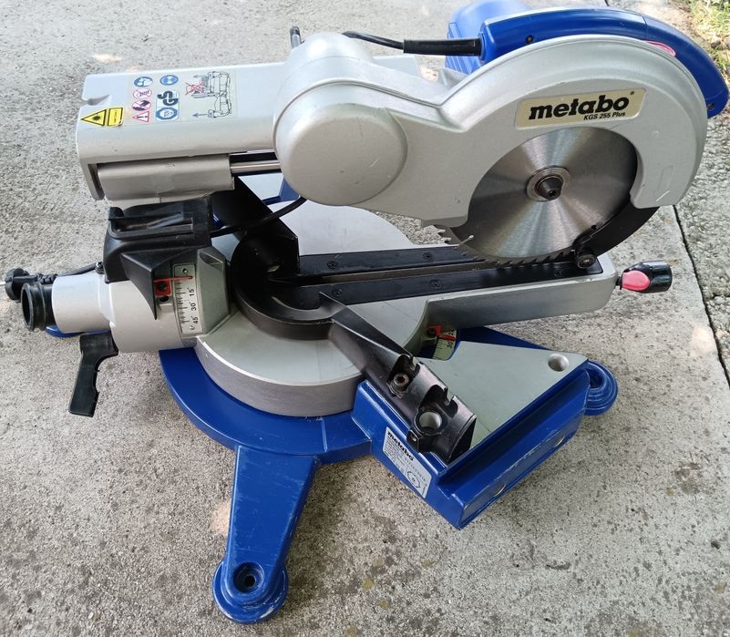 Circular pendular, culisant și unghiular, METABO KGS 255 , 1300W