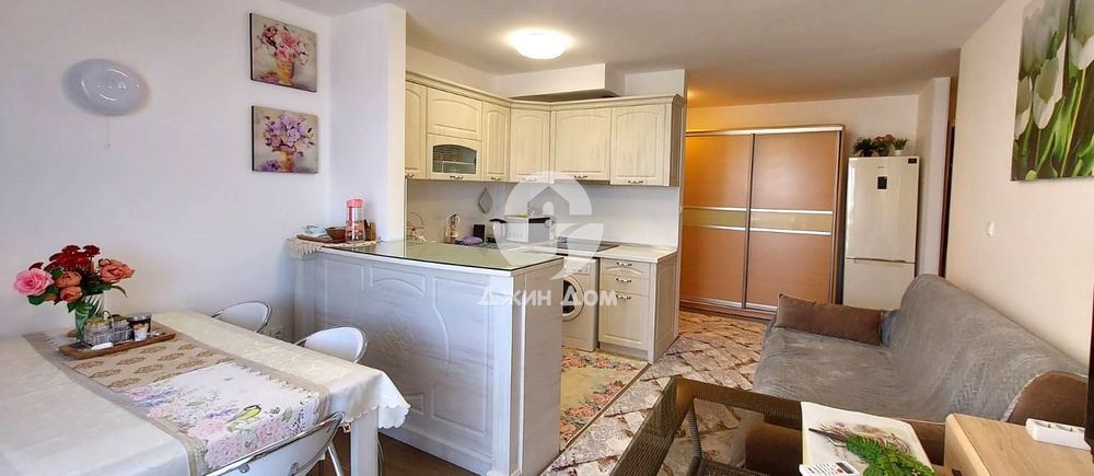 Продава се Тристаен апартамент в к.к. Елените - 87 кв.м за 1437 €/кв.м - Снимка #3