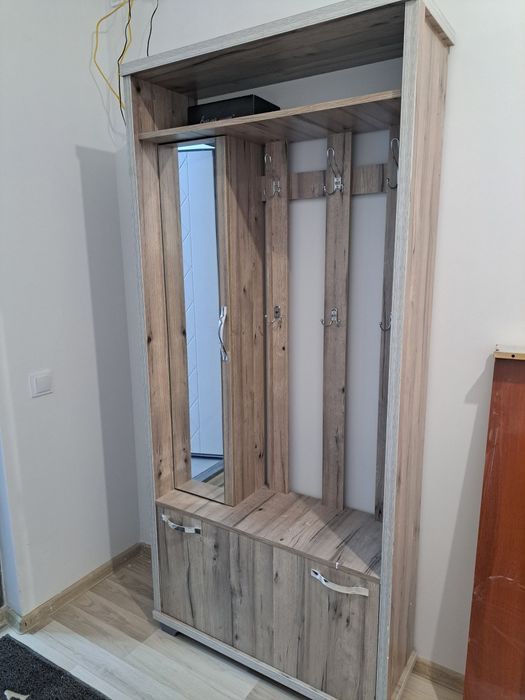 Продам срочно прихожую