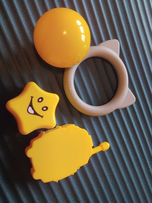 Mushie, paw patrol  и др. играчки за бебе - лот от 4 бр. само за 3 лв.