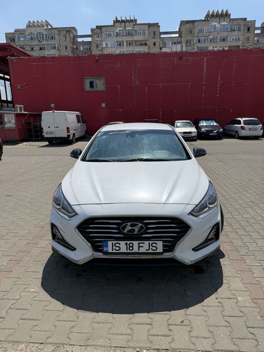2019 Hyundai Sonata hybrid 2.0