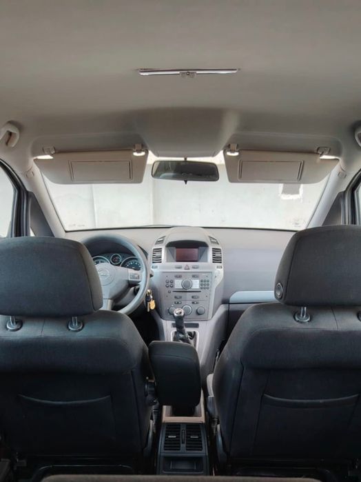 Opel Zafira B 1.6