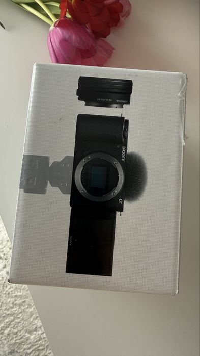 Aparat foto compact pentru vlogging Sony - ZV-E10, E PZ 16-50mm f/3.5-5.6