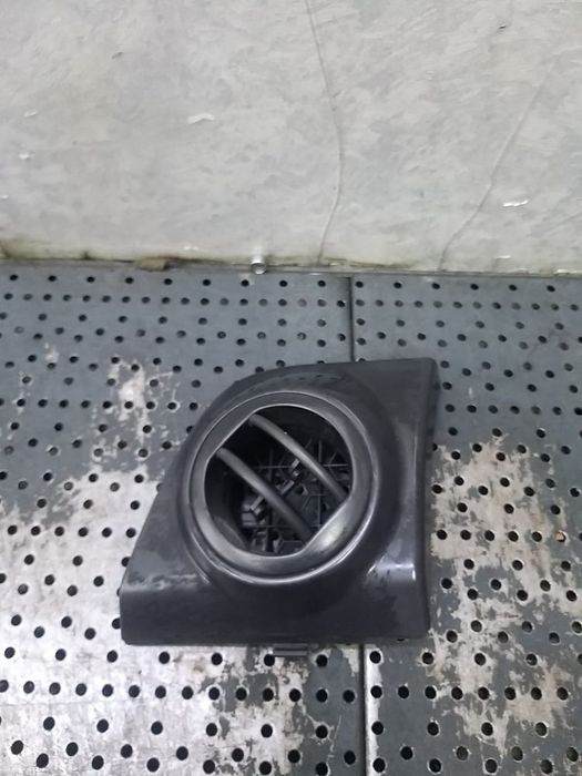 Grila ventilatie bord dreapta chevrolet aveo t250