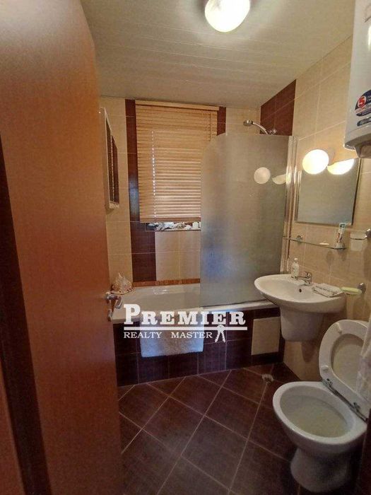 Продава се Тристаен апартамент в к.к. Слънчев бряг - 100 кв.м за 1550 €/кв.м - Снимка #13