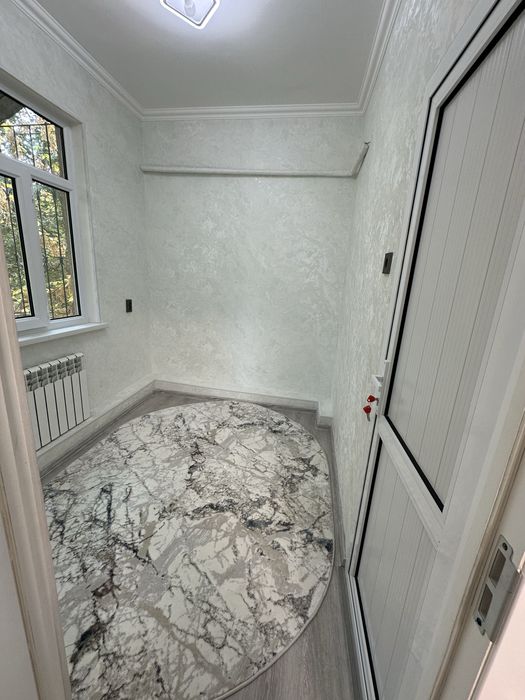 Чилонзор 1 хона (однакомнатная) квартира продается с евро ремонтом 8кв