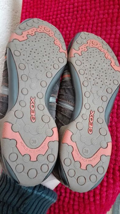 Adidași Geox nr 38 piele întoarsă