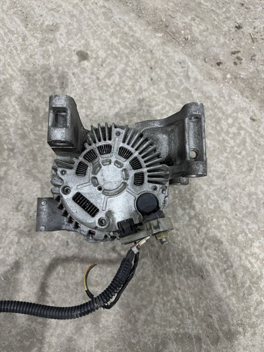 Гениратор на Maza Ford