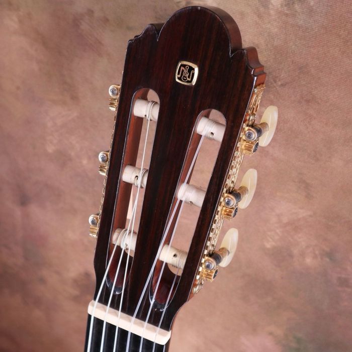 Chitara clasica fabricata in Japonia