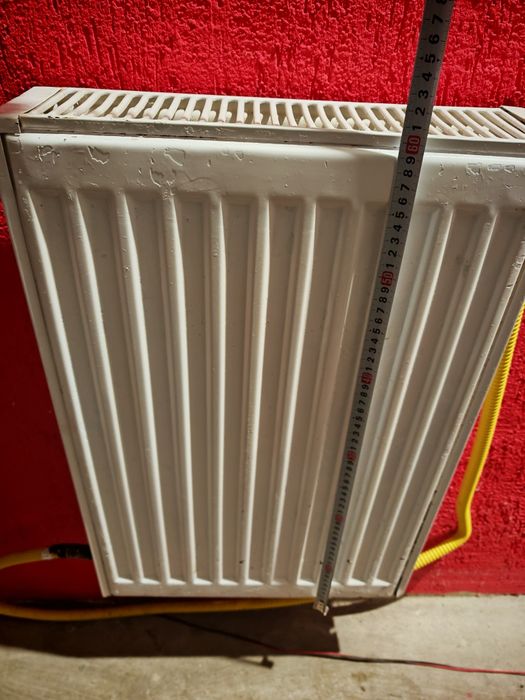 Vând Calorifer tabla