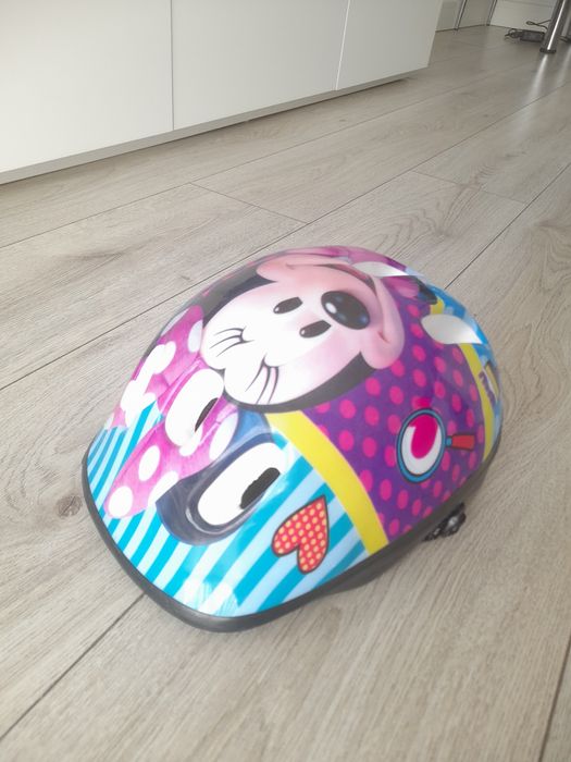 Bicicleta echilibru si casca Minnie Mouse