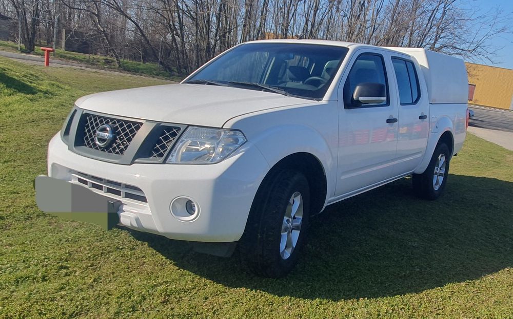 Nissan navara 4×4