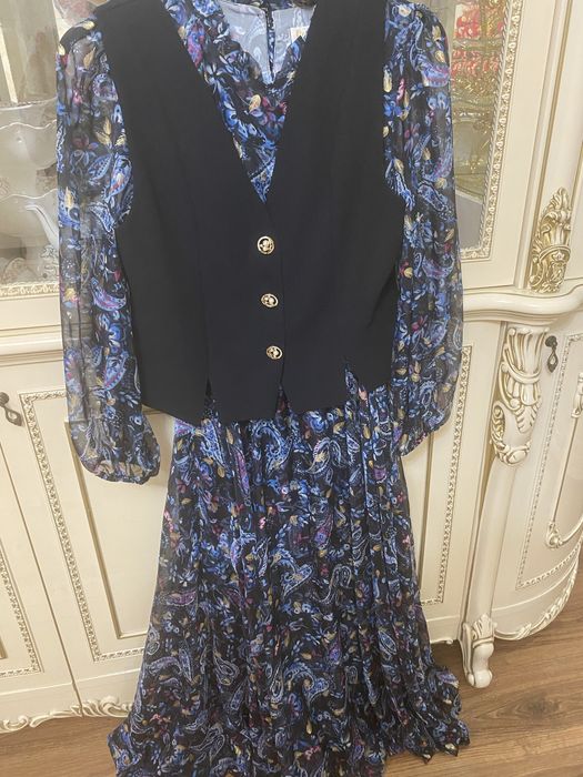 Продаеться платья