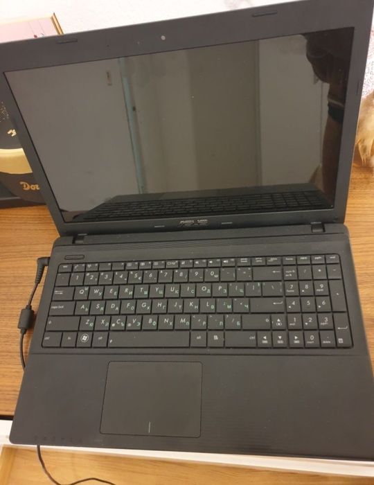 Лаптоп Asus /асус