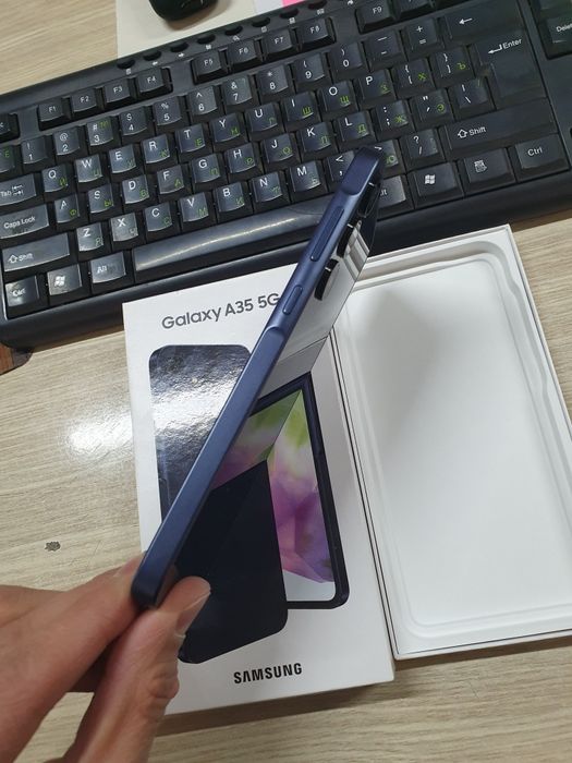 Samsung A35 5G 8/128Gb новый