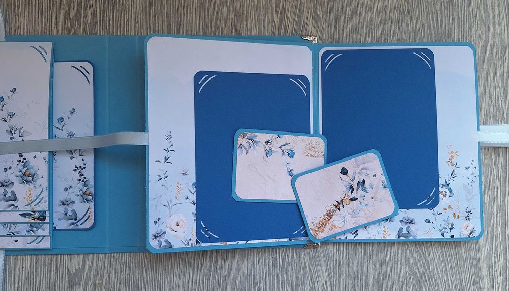 Мини албум "Нежни цветя" в синьо, ръчна изработка /11.47