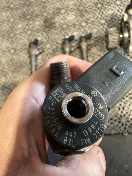 Kit injectie Vw Crafter 2.0 tdi 0445110647 / 03L130277Q / 0445010533