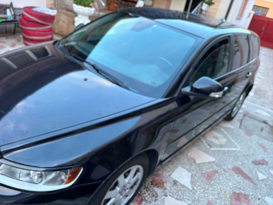 Volvo V50