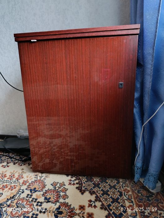 Продается швейная машина